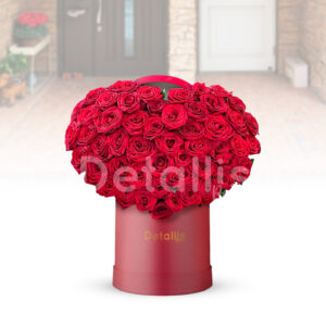 Buscas la forma de expresar tu amor. Caja de rosas en forma de corazon